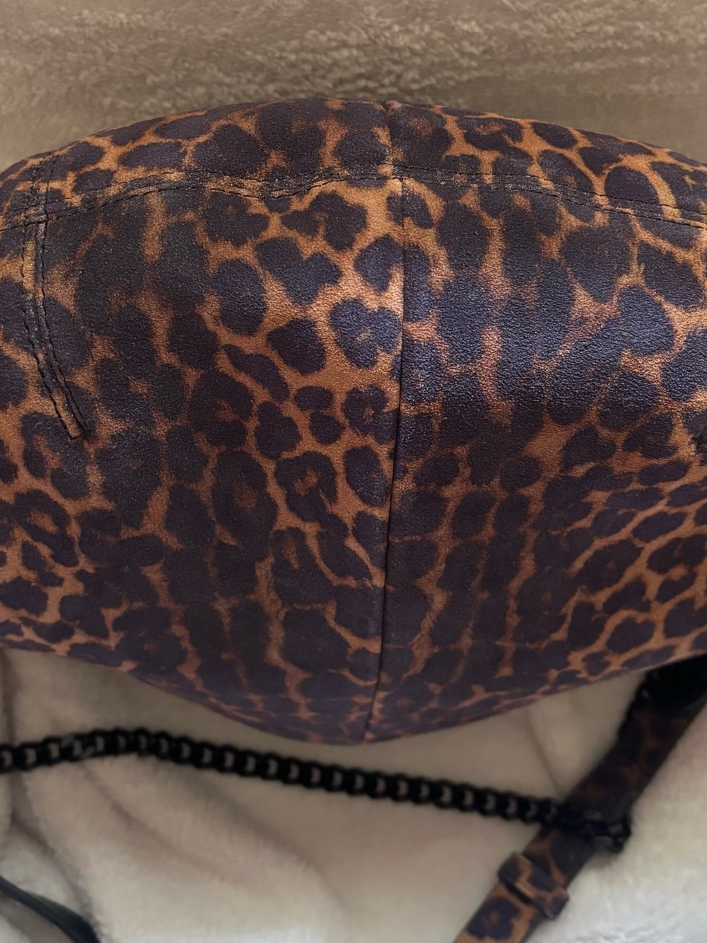 Rebecca Minkoff Zip Around Crossbody Bag In Leopard - Picture 6 of 6